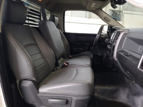 Imagen 13 de 15 de 2014 Ram 3500 Hemi 6.4 Lts Plataforma