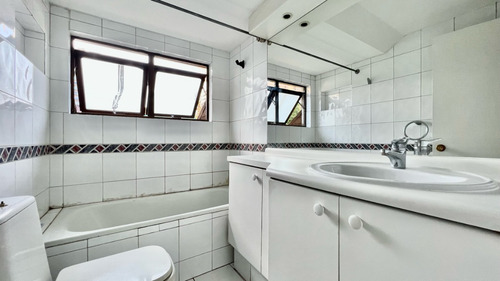 Casa Luminosa Y Remodelada