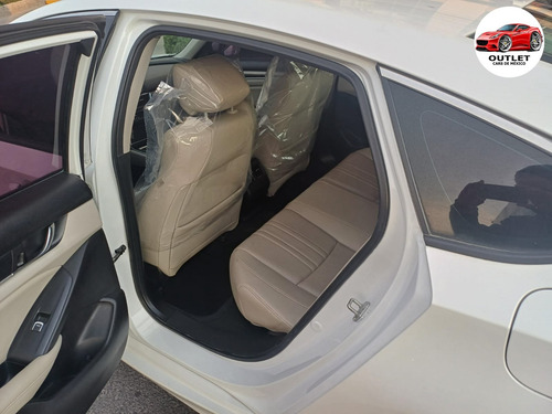 Honda Accord 2.0 Touring At