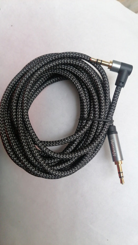 Cable Fino Sonido Estéreo De 3.5mm A 3.5mm, 4 Metros. Vhcf
