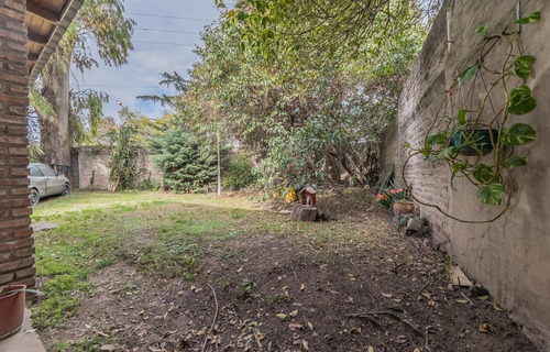 Imagen 17 de 30 de Lote De 559 M2 En Esquina Con Casa 4 Amb A Reciclar - Ituzaingó Sur