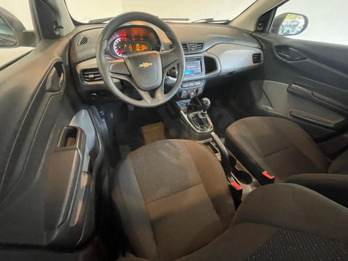Chevrolet Onix ONIX HATCH Joy 1.0 8V Flex 5p Mec.