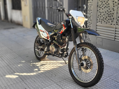 Imagen 2 de 9 de Motomel Skua 250 2018