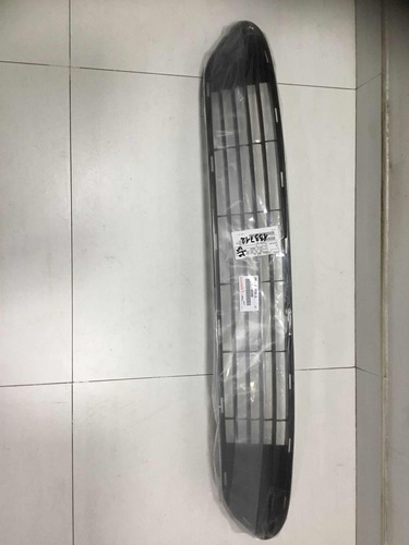 Grilla Rejilla Paragolpe Toyota Etios 2013/2017 Original