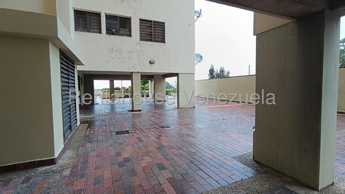Jg 26-316 Vende Bello Apartamento Lomas De Prados Del Este