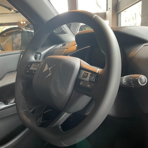 Imagen 8 de 16 de Ds 3 Crossback Puretech 155 Rivoli At8