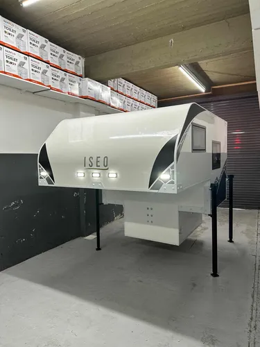 Camper Para Pickup Doble Cabina Marca Iseo