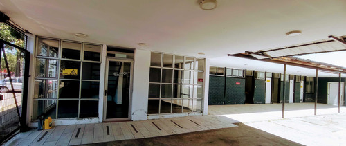 Arrienda Amplio Local Comercial Talca (90534)