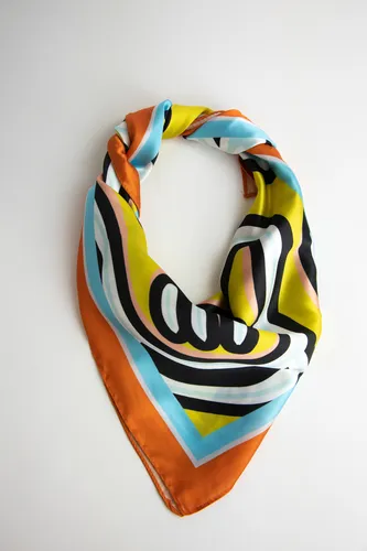 Pañuelo Mujer Mano Mickey Amarillo Disney