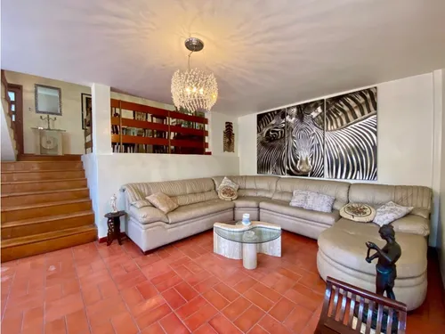 Casa En Venta Con Planta Eléctrica Macaracuay
