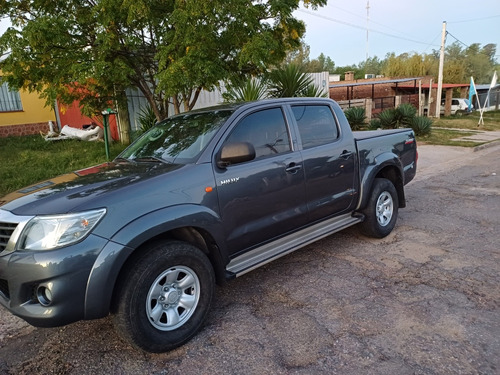 Toyota Hilux 2.5 Sr 4x2