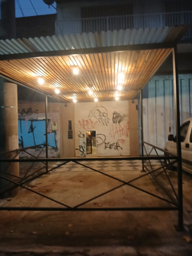 Local Comercial En Alquiler Sobre Avenida En Monte Grande - Dardo Rocha Al 400