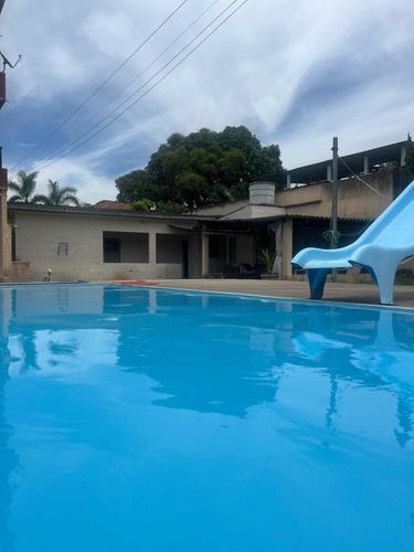 Casa Com Piscina