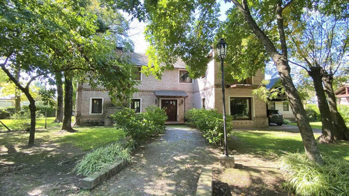 Casa En Venta En Barrio El Pato Verde Muñiz