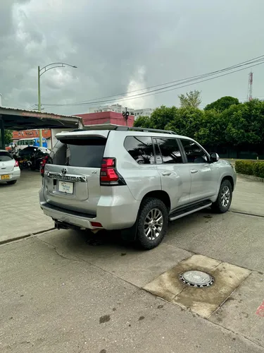 Toyota Prado VX 4.0cc