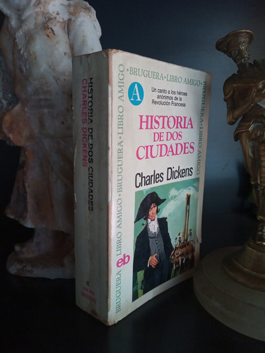 Historia De Dos Ciudades - Charles Dickens - Bolsillo