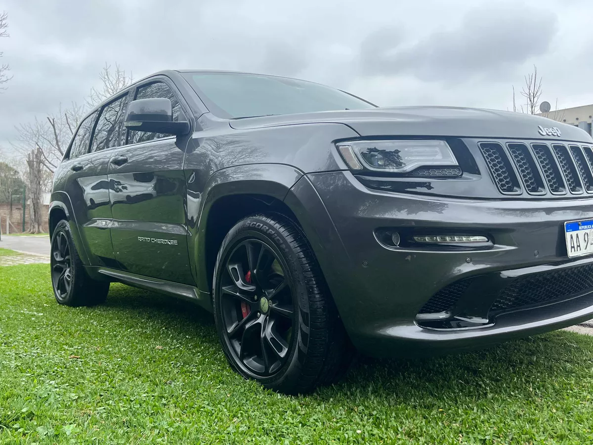 Jeep Grand Cherokee 6.4 Srt Atx 465hp At