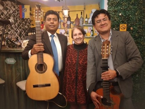 Imagen 3 de 5 de Tríos, Dúo, Solista, Músicos, Música En Vivo, En Quito