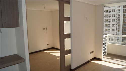Depto. 1 Dorm. A Pasos De Metro Moneda