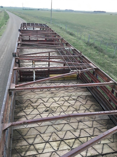 Jaula De Ganado