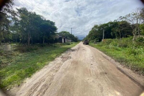 Imagem 3 de 6 de Ótimo Trreno Com 241 Metros Em Itanhaém Litoral Sul De Sp - 10 Mil De Entrada E Parcelas