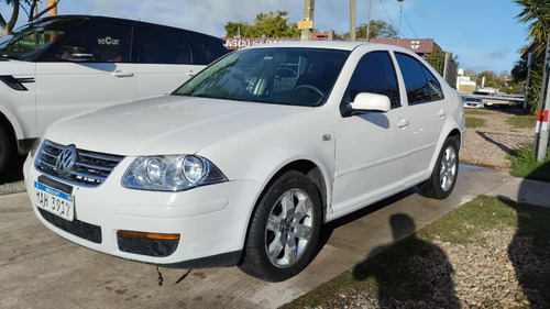 Imagen 12 de 17 de Volkswagen Bora 2013 2.0 Trendline 115cv