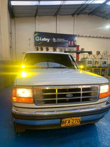 Ford Bronco 5.0 Xlt