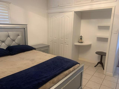 Casa Sola En Venta En Cerrada Arboledas, Juárez, Chihuahua