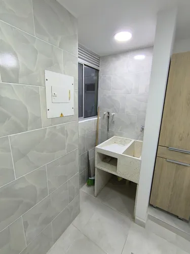 Apartamento En Conjunto Por Estrenar, Totalmente Enchapado,