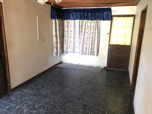 Casa En Exclusiva Dentro De Avenidas. U$s79.000 (id: 10171)
