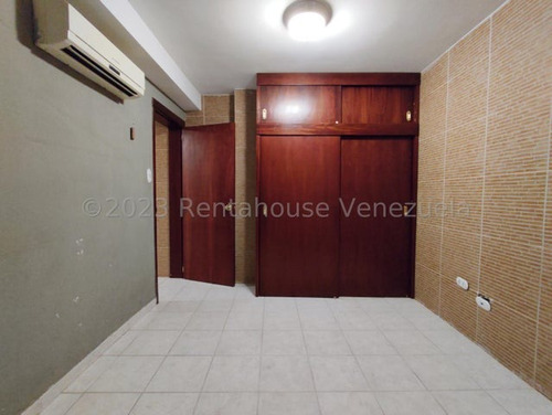 Ecl Rent A House Vende Lujosa Casa En El Castaño Mcy 25-13586