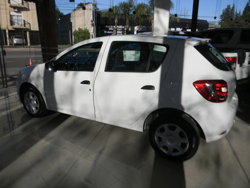 Imagen 19 de 22 de Renault Sandero 1.6 Expression Pack 2017!!! 13000 Km !