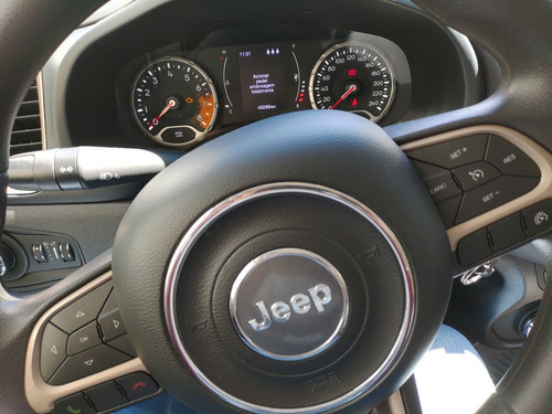 Imagem 5 de 9 de Jeep Renegade