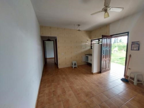 Imagem 4 de 15 de Casa Para Financiamento Bem Localizada Lado Praia, Itanhaém/sp!