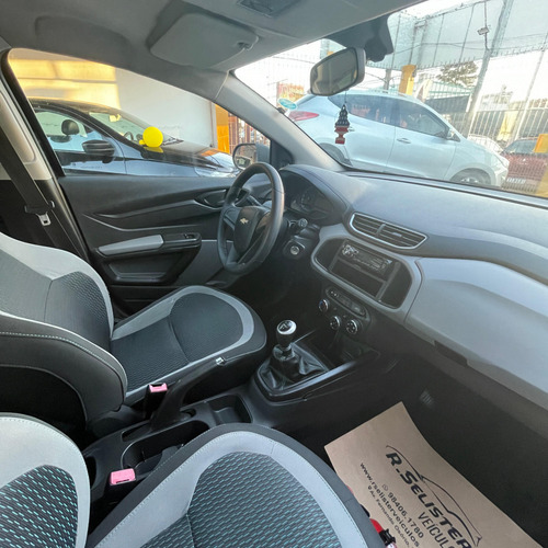Chevrolet Onix ONIX HATCH LT 1.0 8V FlexPower 5p Mec.