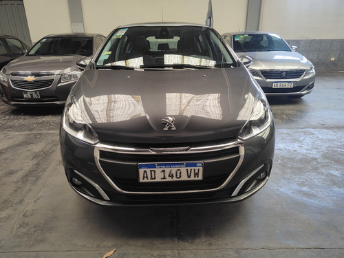 Peugeot 208 1.6 Feline