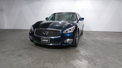 Infiniti Q70 3.7 SEDUCTION AUTO