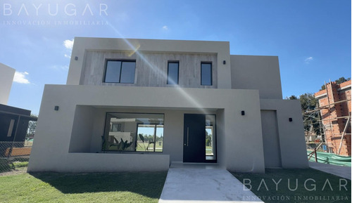 Venta Casa - Financiación Barrio Privado Chateau Pilar