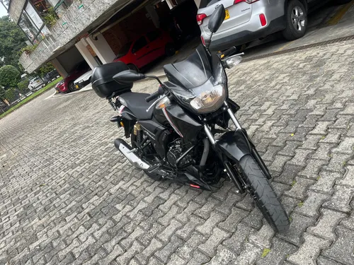 Moto Apache Dos Válvulas Modelo 2022, Única Dueña 26,000 Km