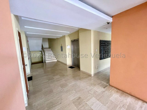 Apartamento En Alquiler Club House Triangulo Del Este Barquisimeto Jrh #24-21352