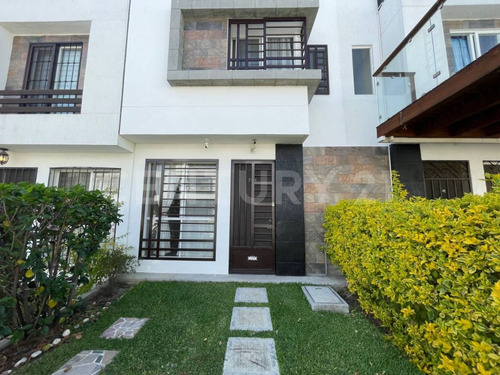 Casa En Venta  Centro De Jiutepec,morelos