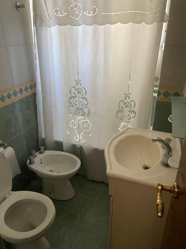 Venta De Departamento De Dos Ambientes En Villa Ballester