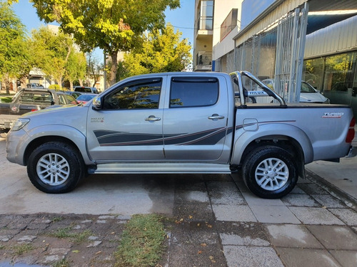 Toyota Hilux 3.0 Cd Srv Cuero 171cv 4x2 - E4 2015