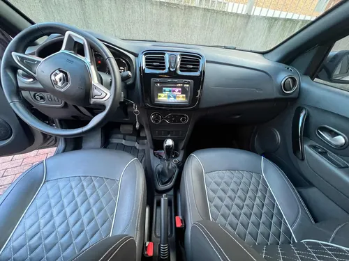 Renault Logan 1.6 Privilege / Intens