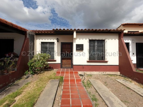 Imagen 17 de 30 de Casa En Venta Urbanizacion Roca Terra Cabudare Lara Rah. 23-18784 // Invierta Seguro Con Rentahouse//