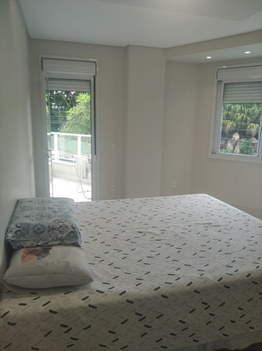 Imagem 11 de 15 de Apartamento A Venda Com 3 Quartos No Bairro Abraao Em Florianopolis - V-81992