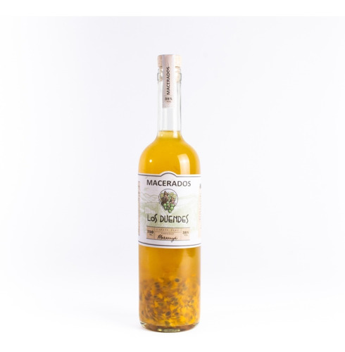 Macerado De Maracuyá Botella 750ml. Pisco Los Duendes