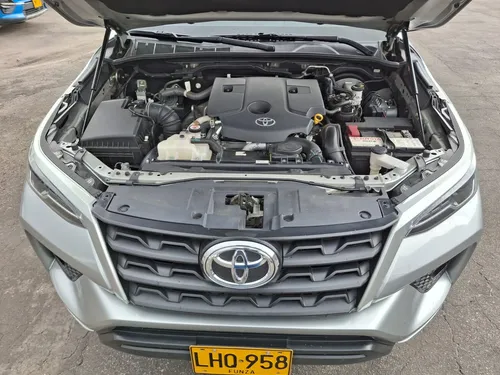 Toyota Fortuner 2.4 Street At 7As