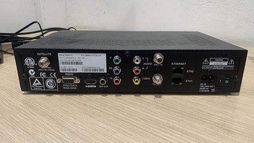 Cisco D9865 Satellite Receiver (Usado)