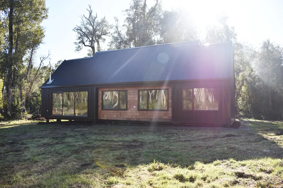 Imagen 3 de 20 de Se Arrienda Preciosa Casa Moderna Con Acceso Al Lago Y Río